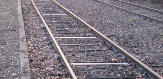 Ein Bild von stillgelegten Gleisen.
